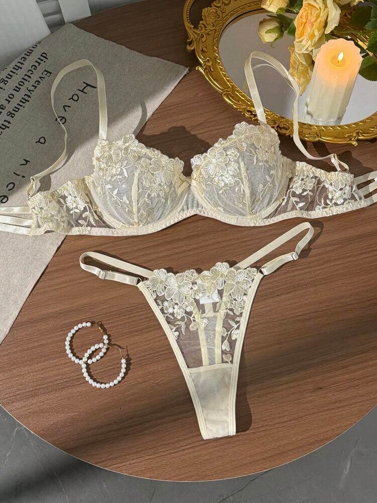 Lace Lingerie Set – Matching Bra & Panty | FiftyShades